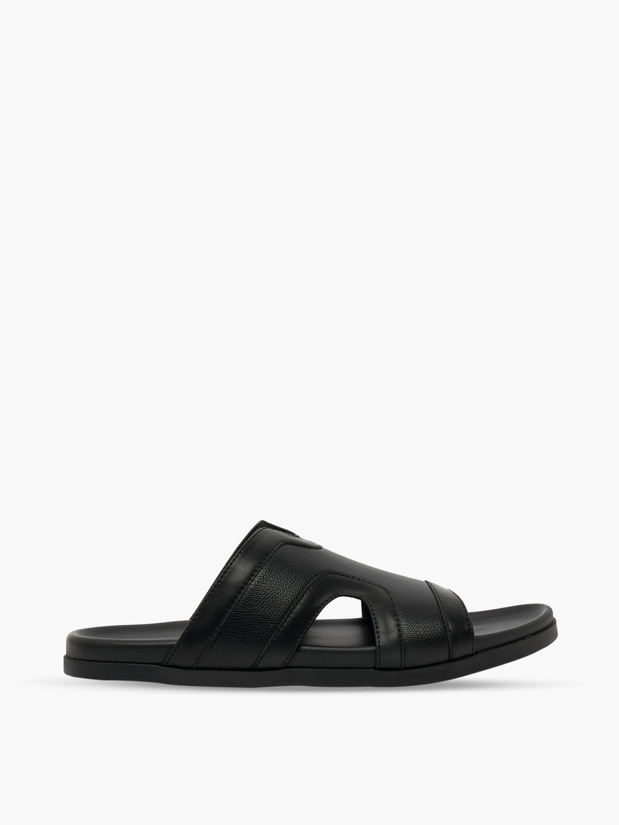 Men Panelled Comfort Sandals
