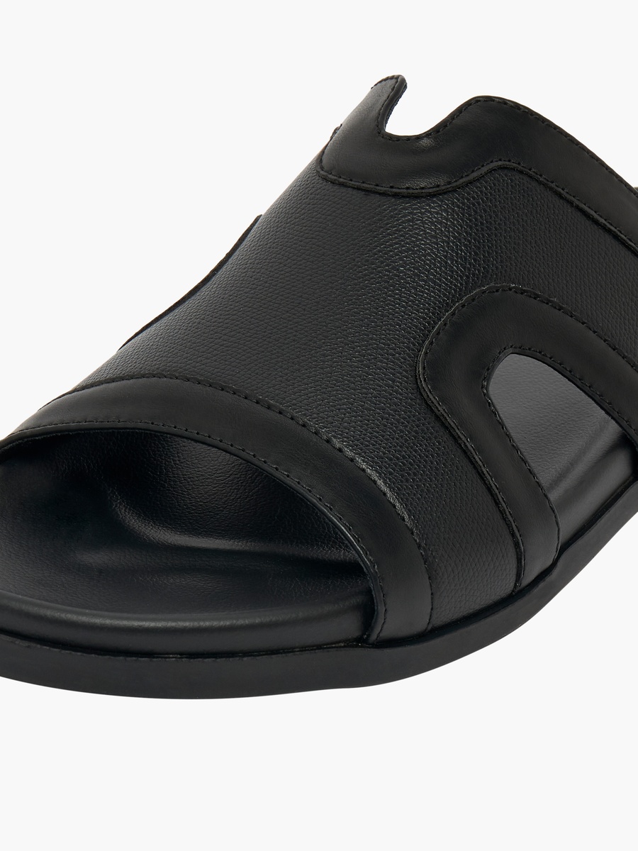 Men Panelled Comfort Sandals