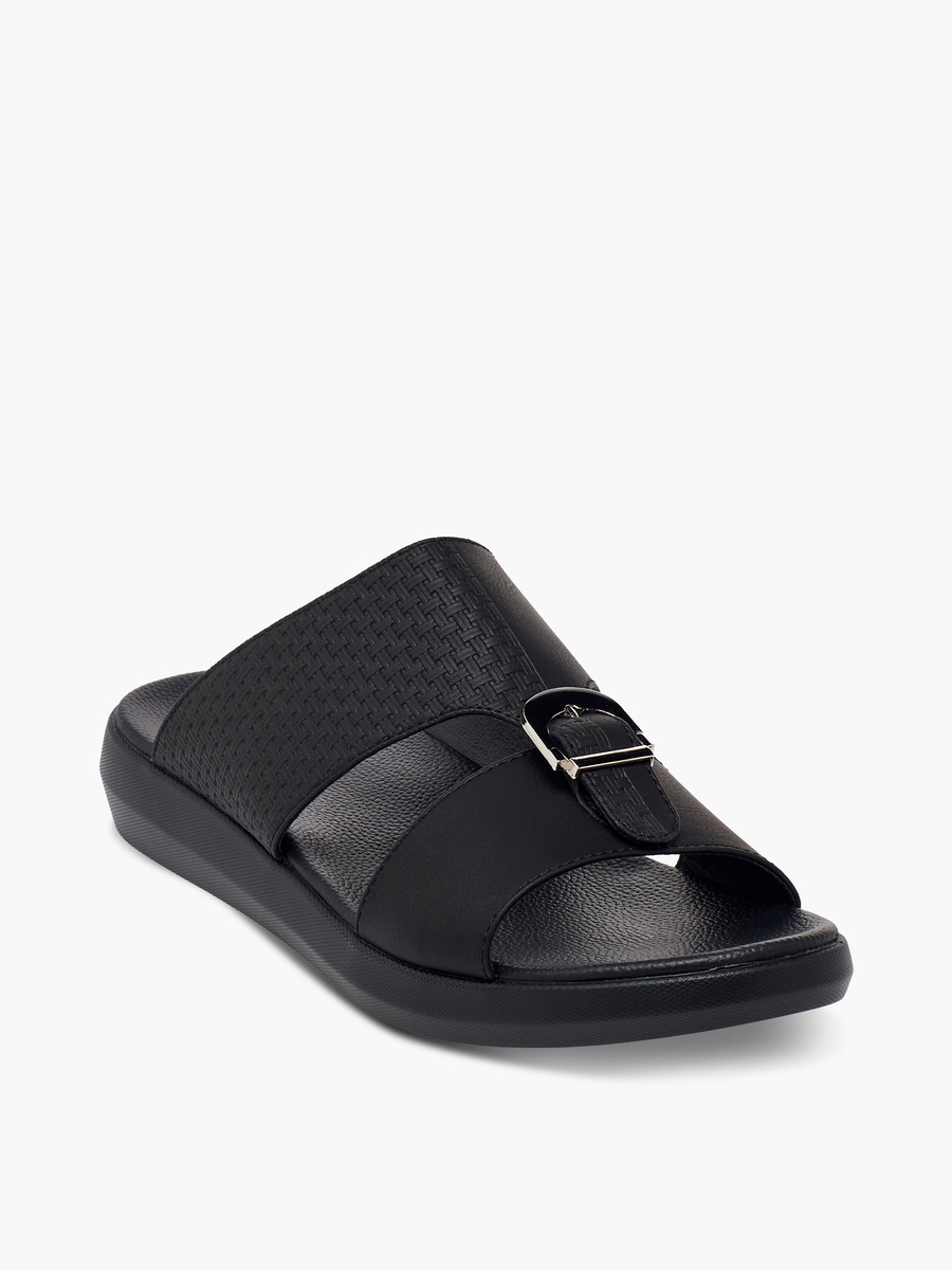 Men Buckle Accent Arabic Sandals