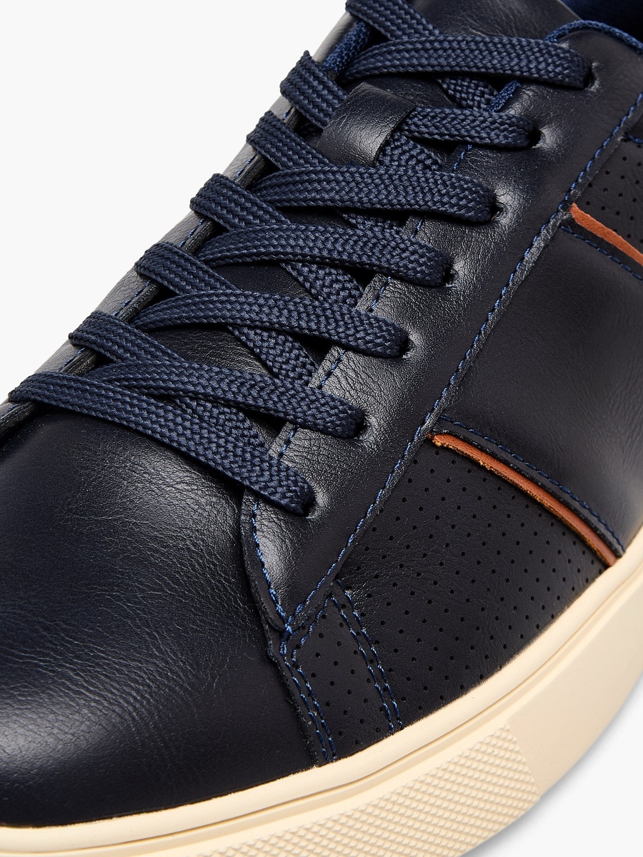 Men Lace-Up Ankle Sneakers