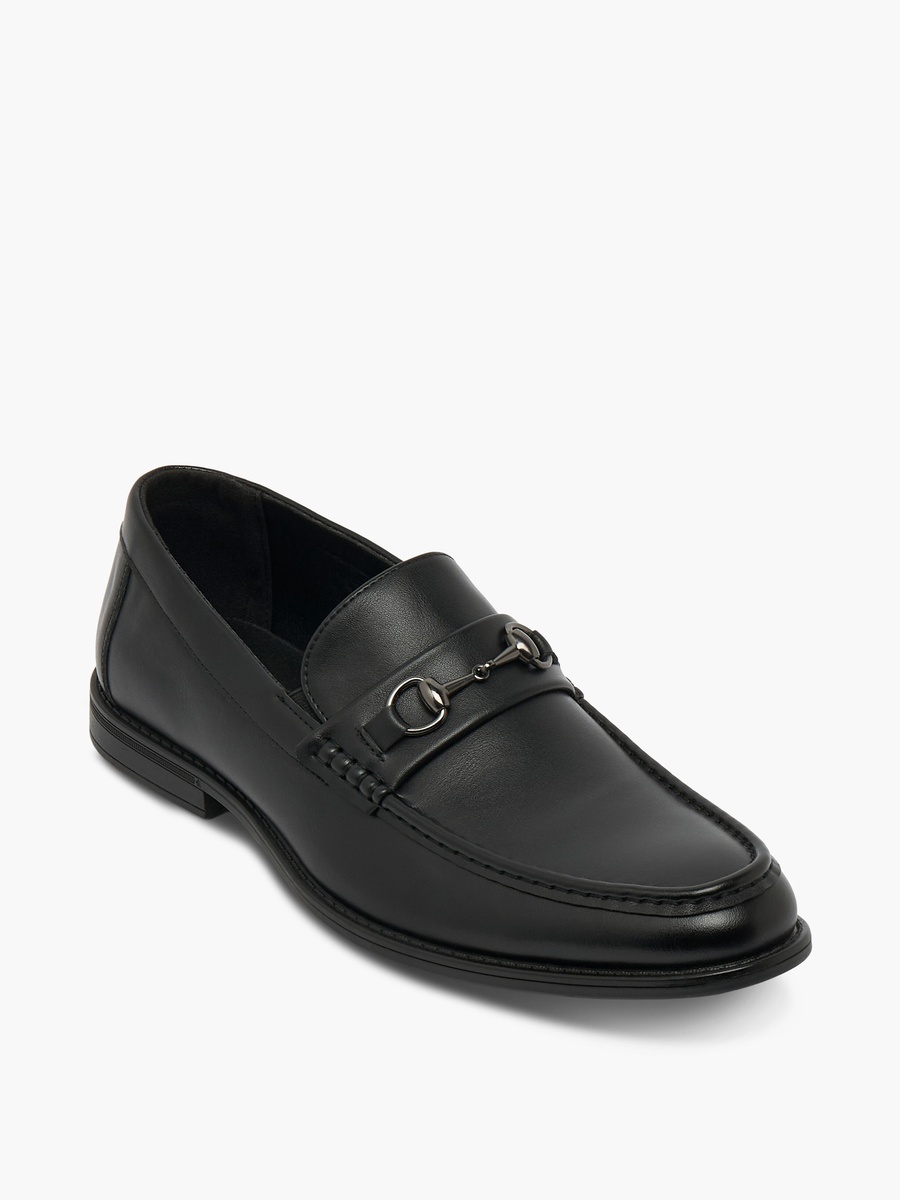 Men Metallic Accent Loafers