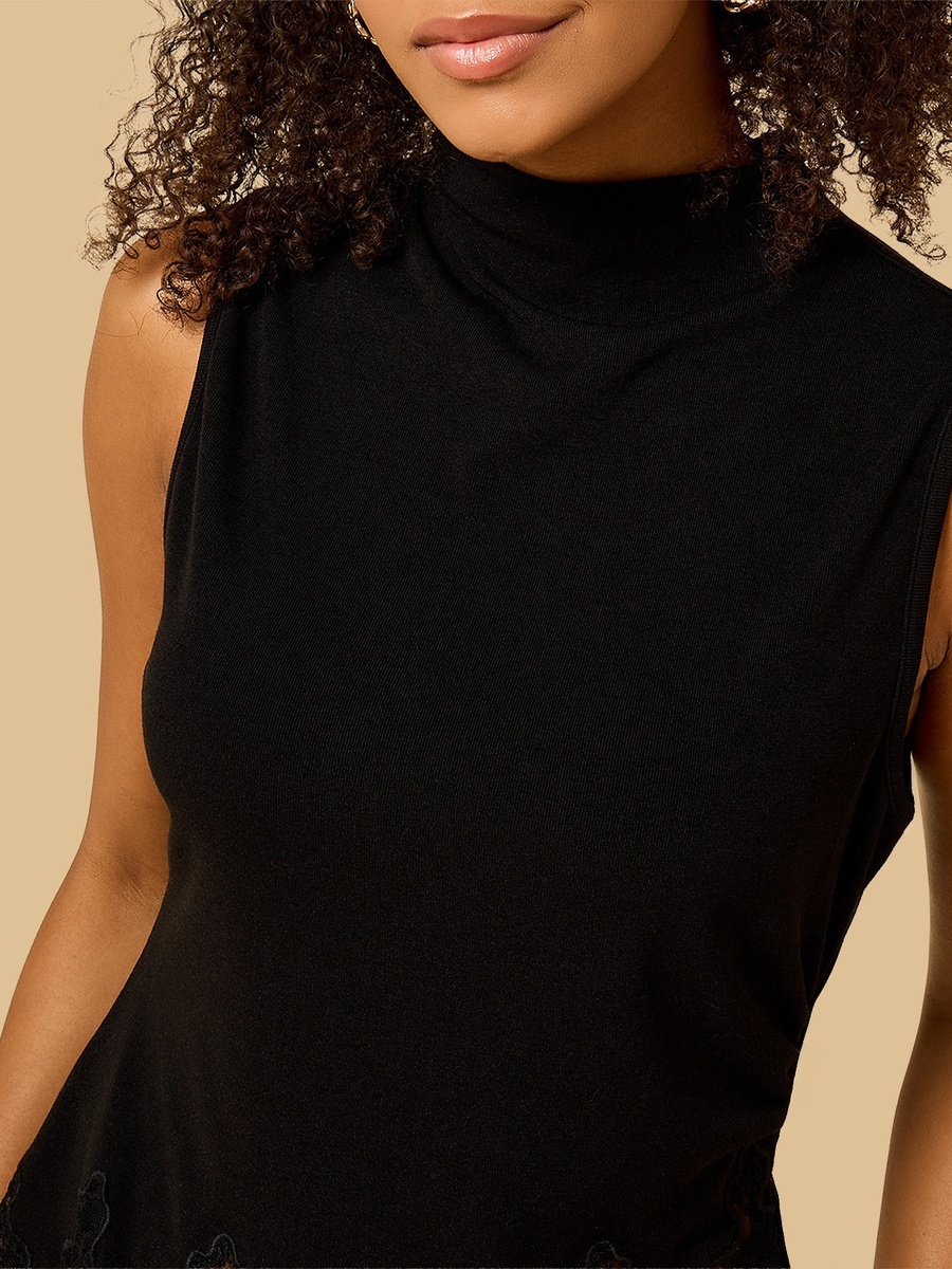 Lace Trim Sleeveless Top