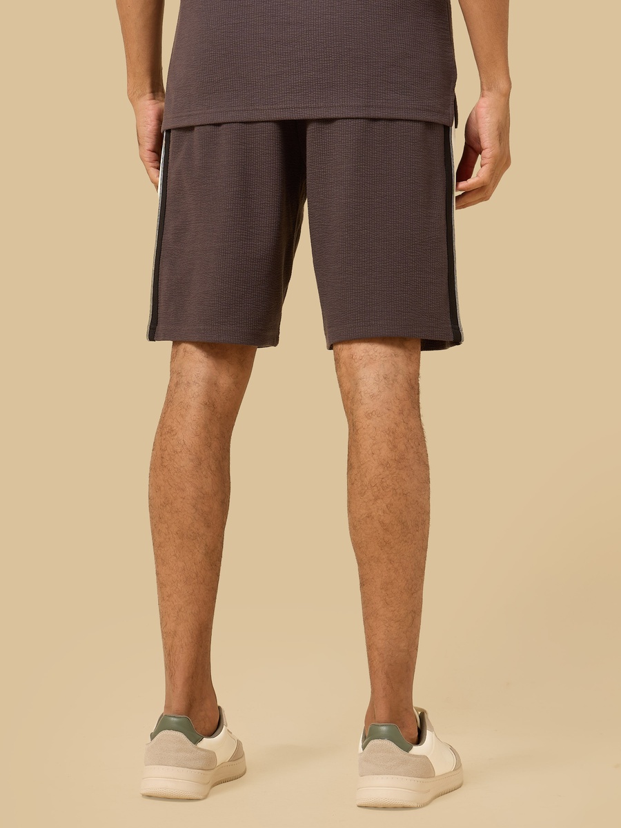 Side Tape Seersucker Shorts