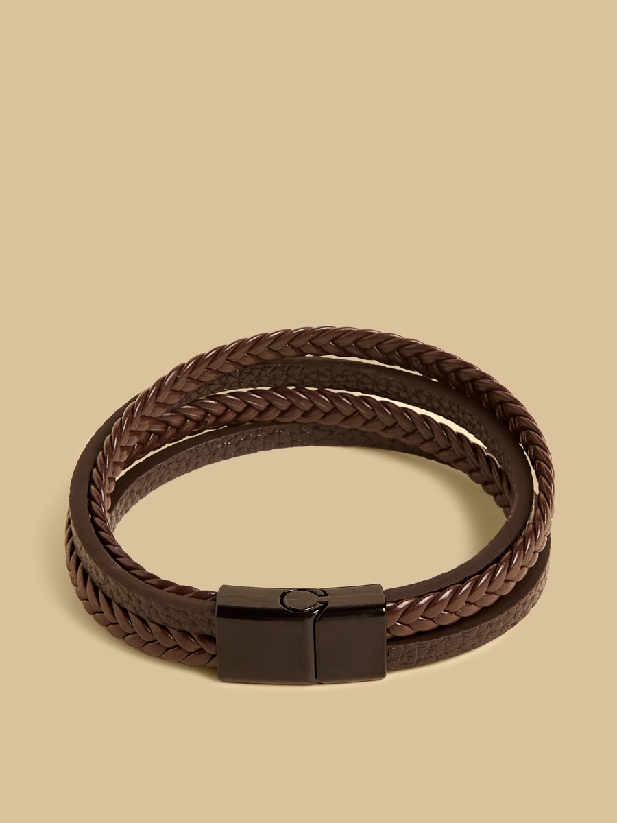 Layered Bracelet with Clasp Closure