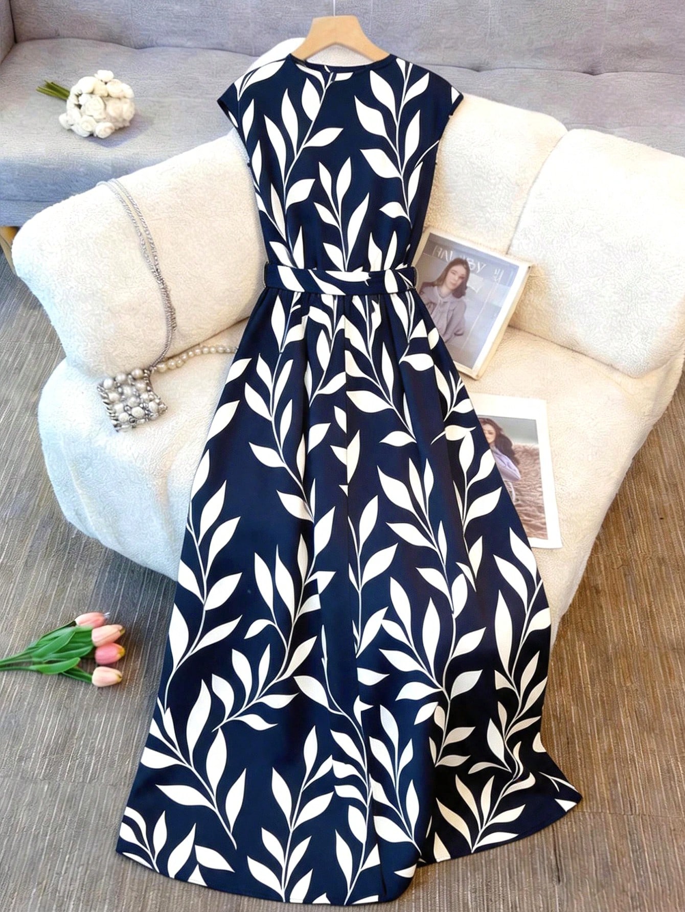 Sleeveless Midi A-Line Dress with Leaf Print