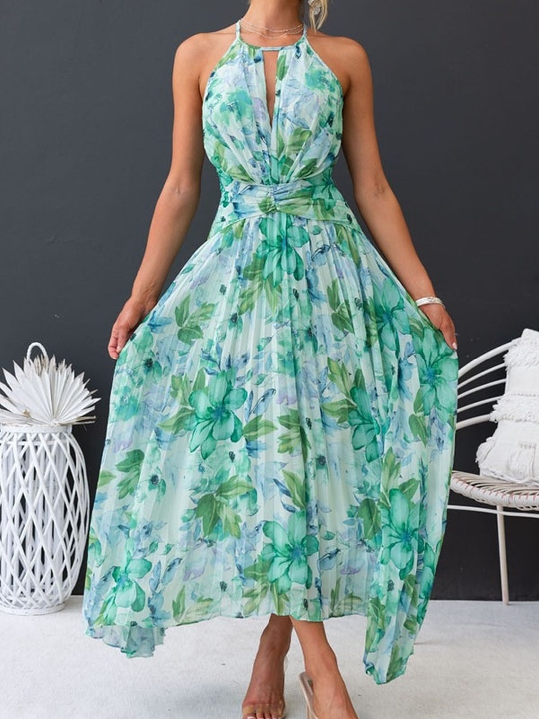 Green Floral Halter Neck Pleated Midi Dress