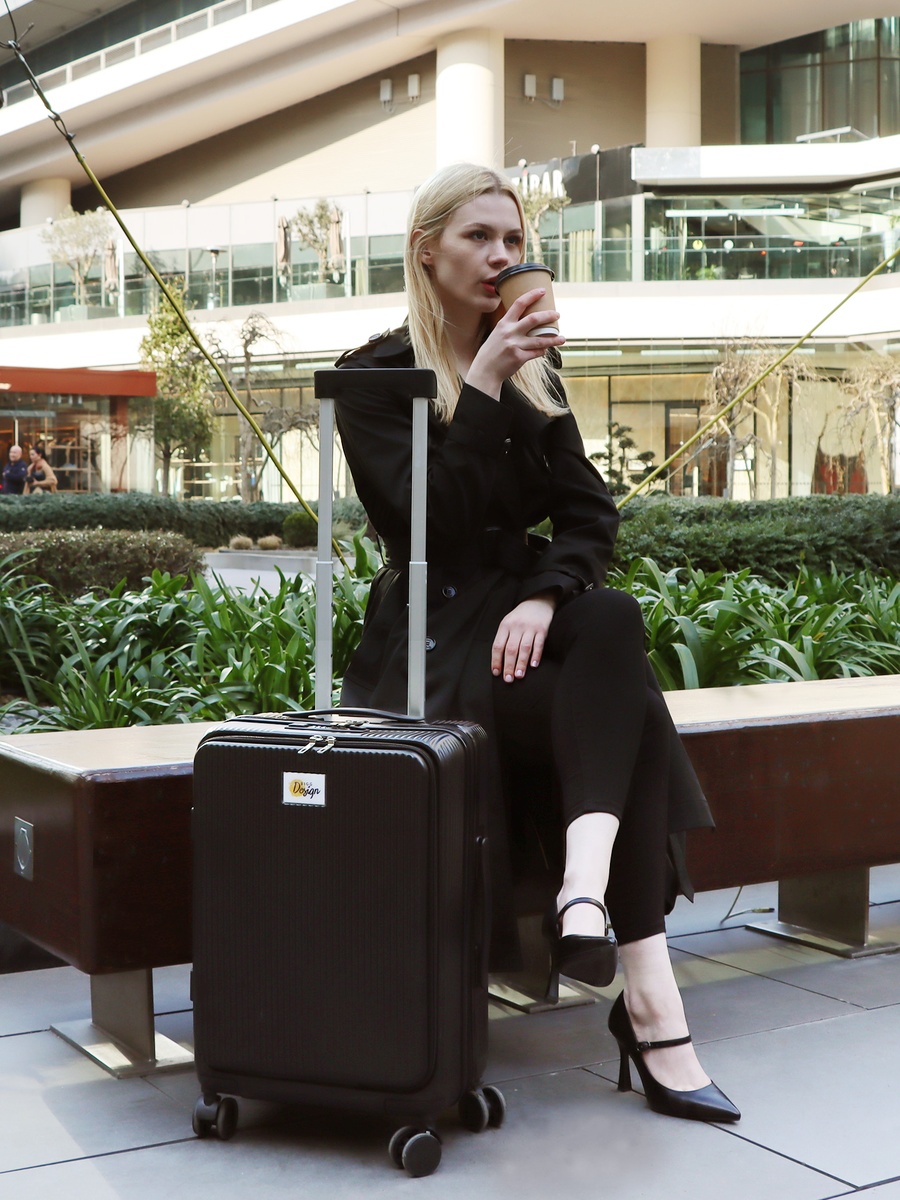 Moods Up Carry On Luggage with Spinner Wheels, 20-Inch Black