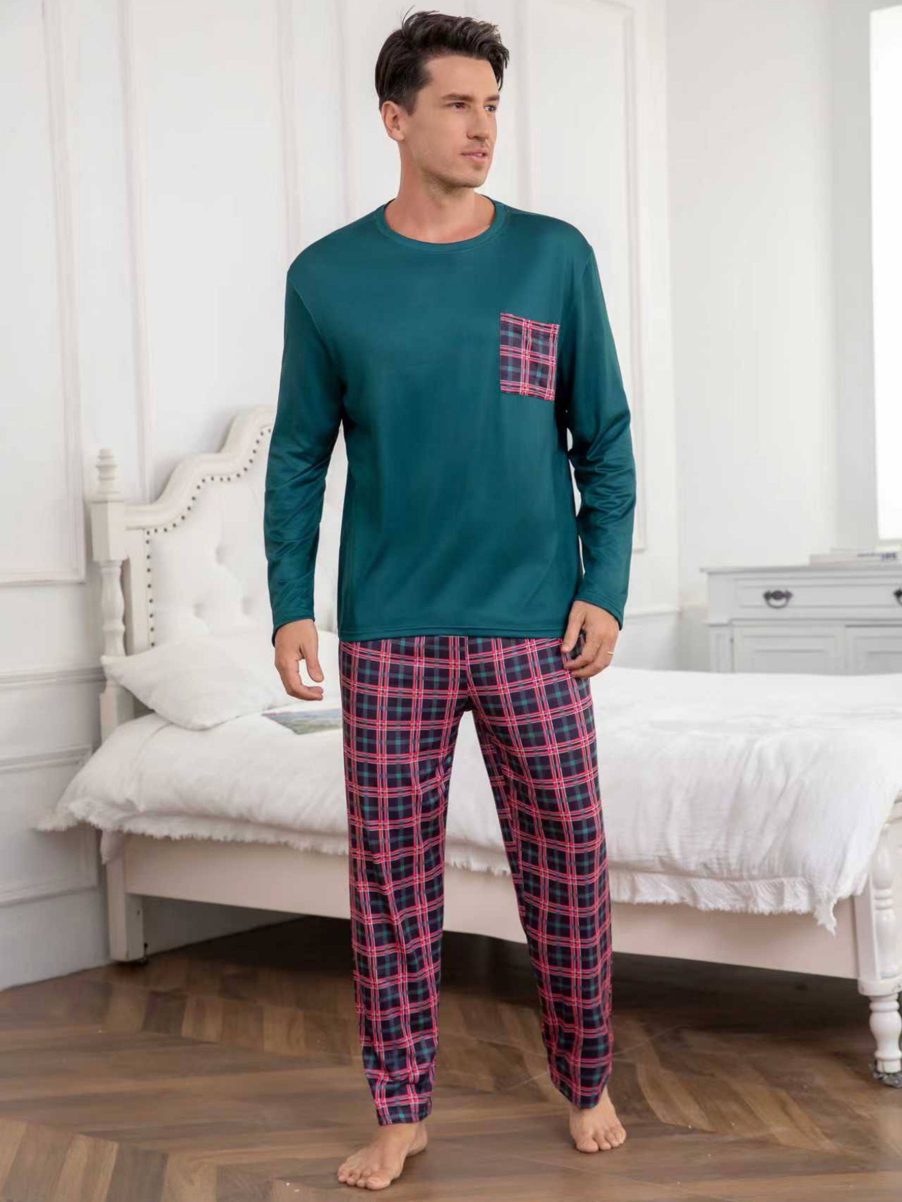 Checked Pocket Long Sleeves T-Shirt and Checked Pants Pyjama Set