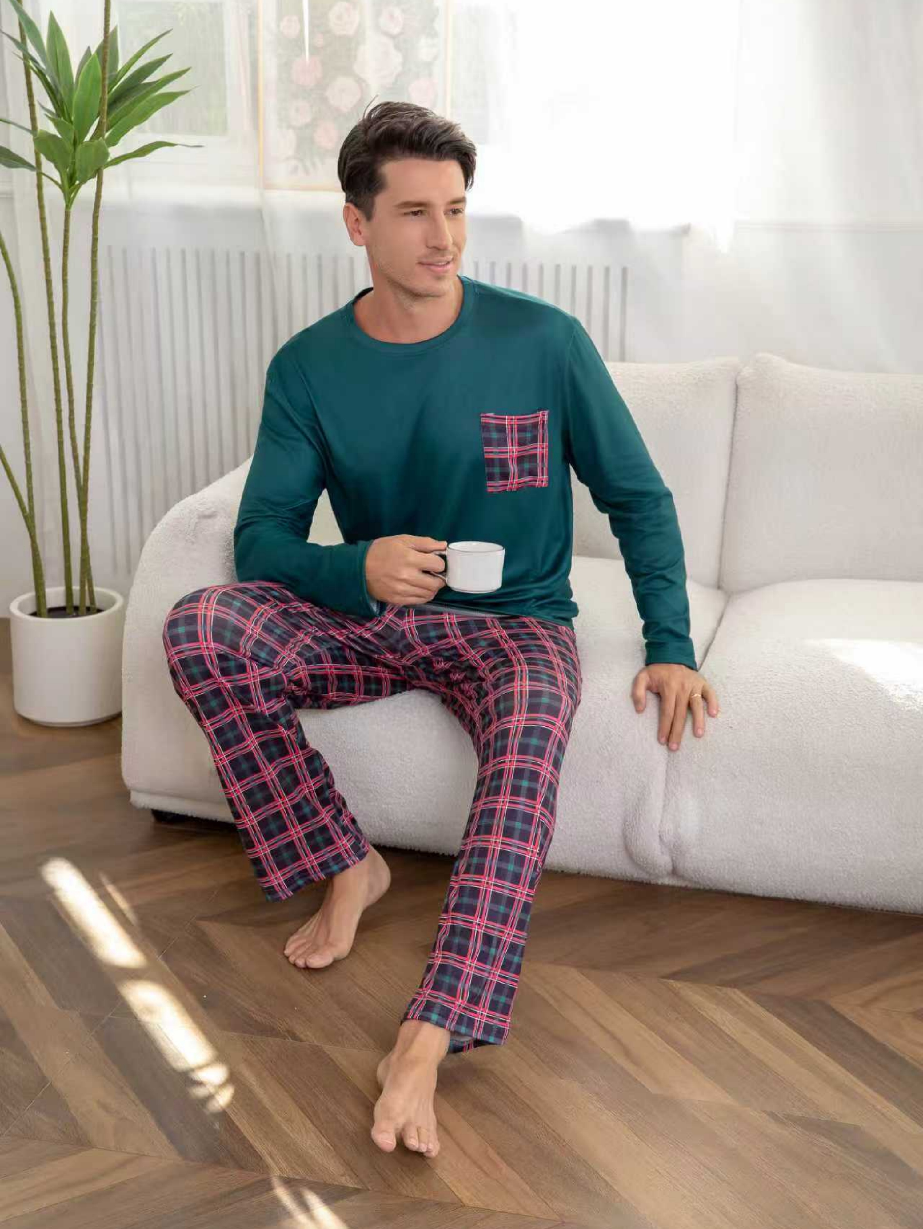 Checked Pocket Long Sleeves T-Shirt and Checked Pants Pyjama Set