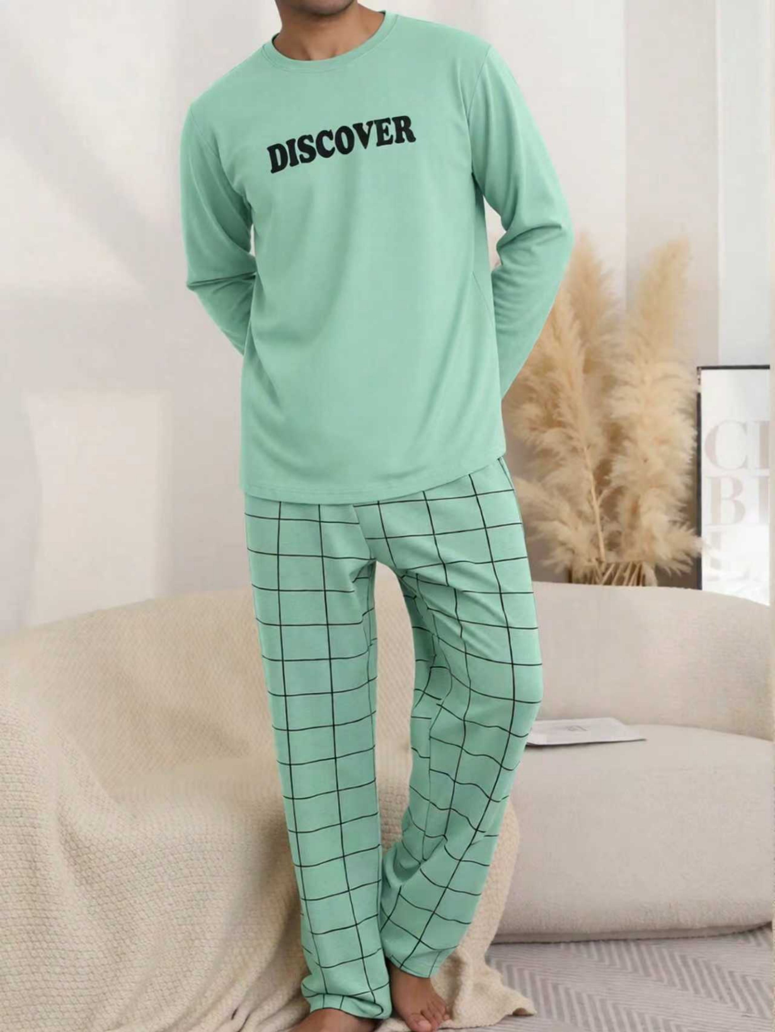 Green Graphic Print T-Shirt and Checked Pants Pyjama Set