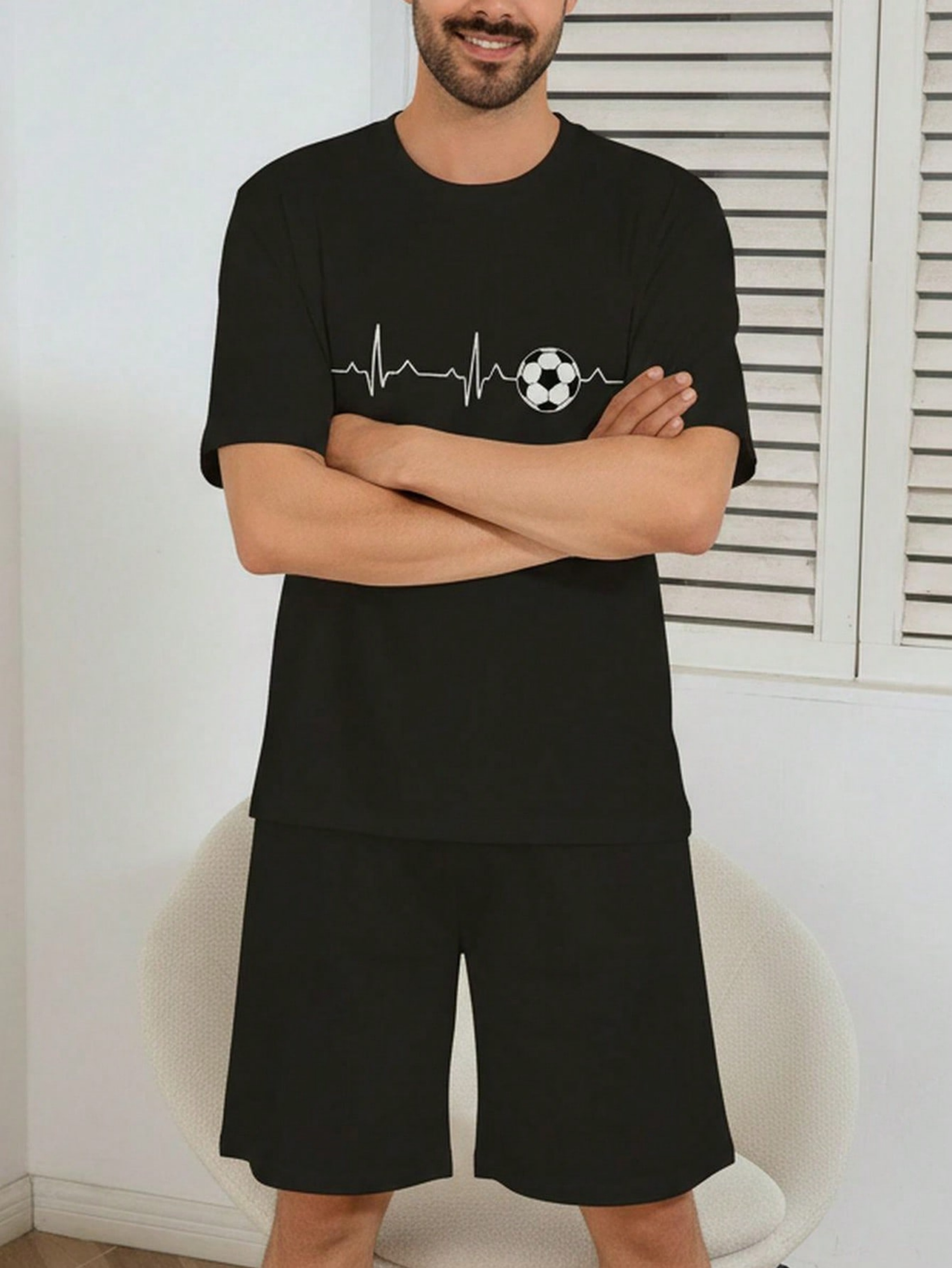 Black Graphic Print T-Shirt and Solid Shorts Pyjama Set