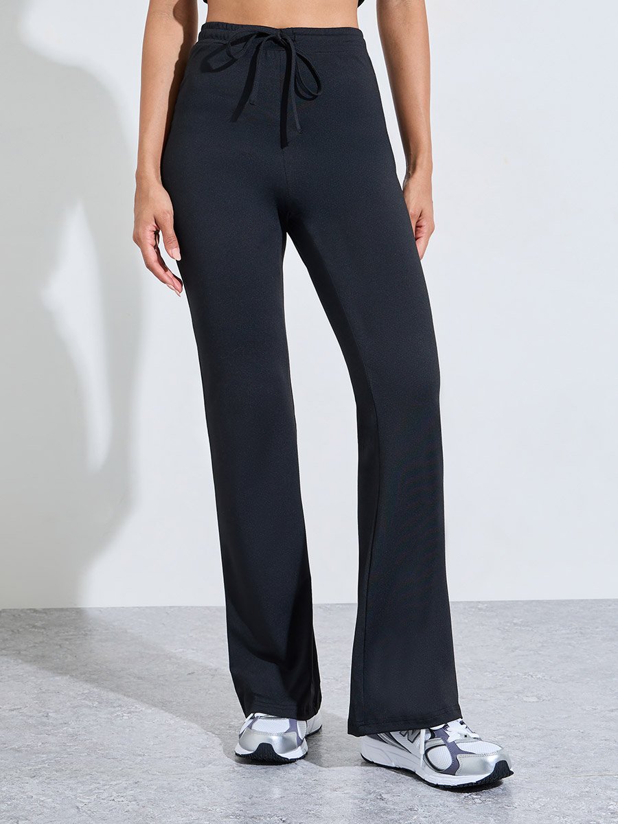 Black Solid Fitted T-Shirt and Flared Pants Active Set
