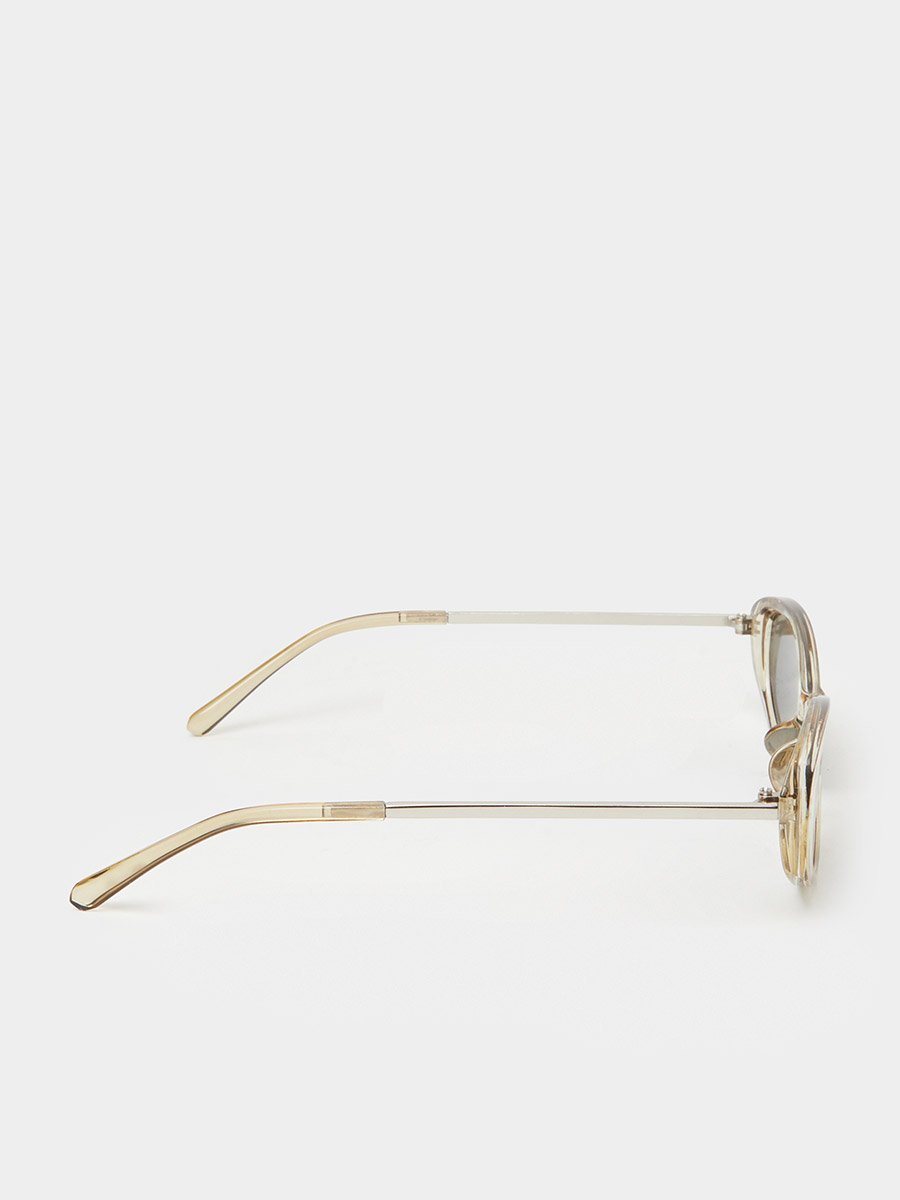 Oval sunglasses