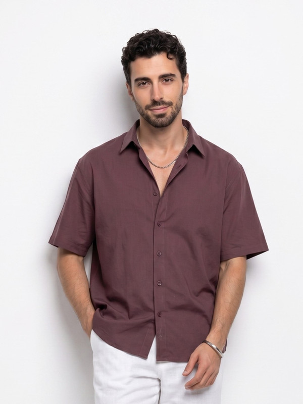 Mens Maroon Plain Spread Collar Casual Shirt
