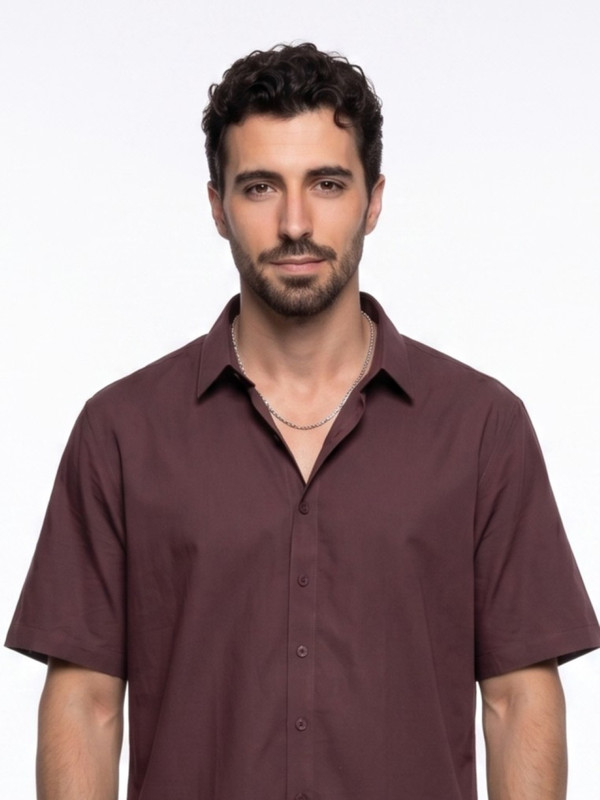 Mens Maroon Plain Spread Collar Casual Shirt
