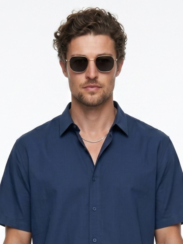 Blue Plain Short-Sleeve Spread Collar Shirt