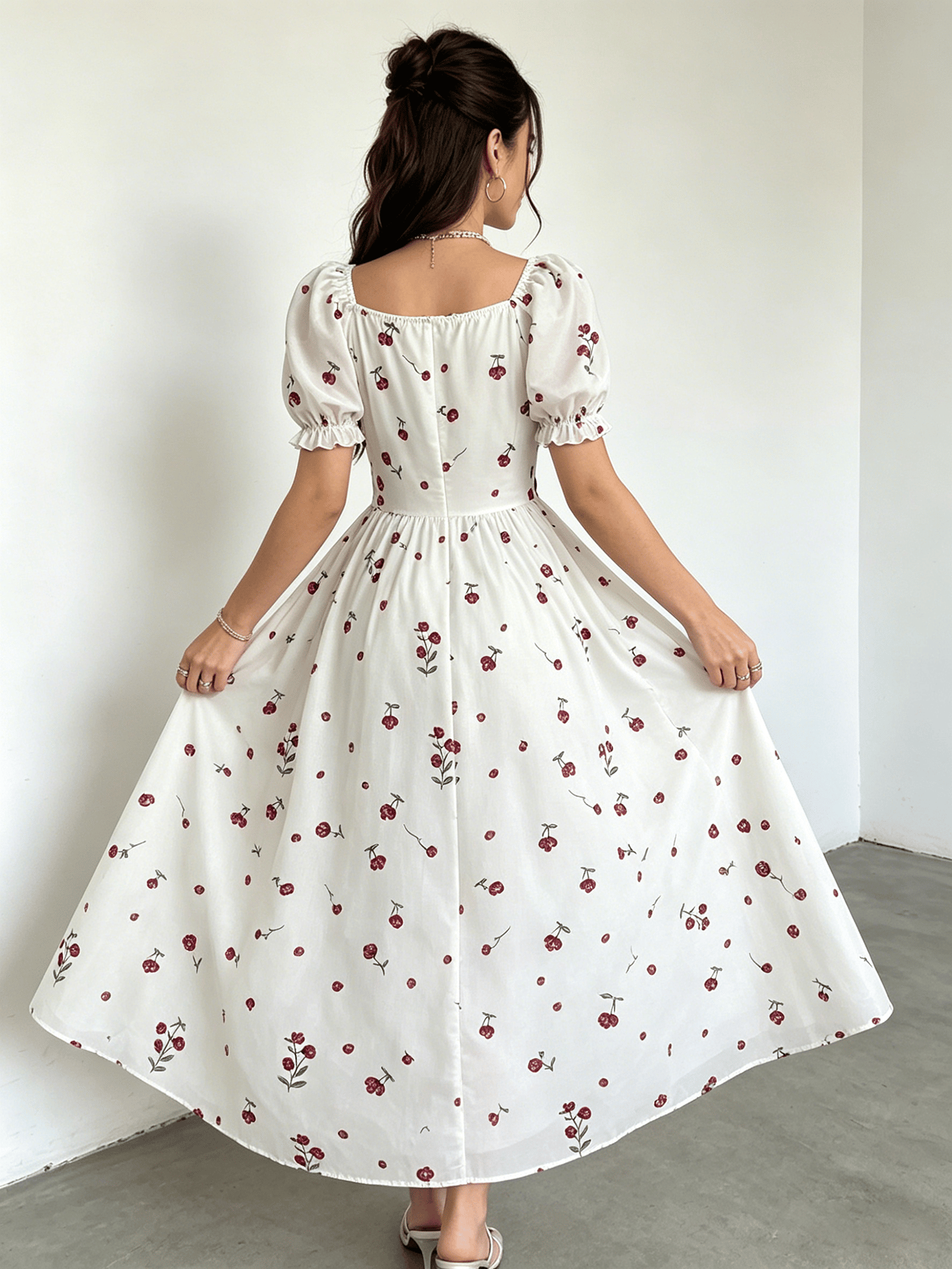 White Floral Sweetheart Neck A-Line Maxi Dress