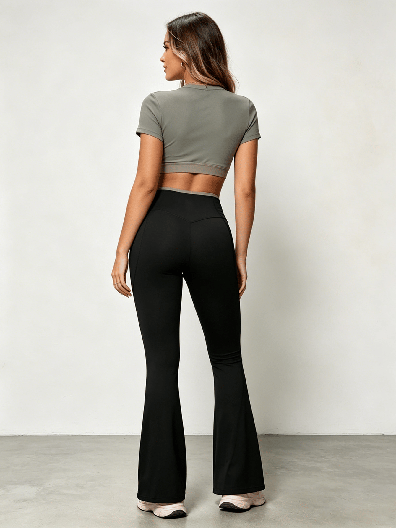 Black High Rise Flare Leg Yoga Pants with Pockets