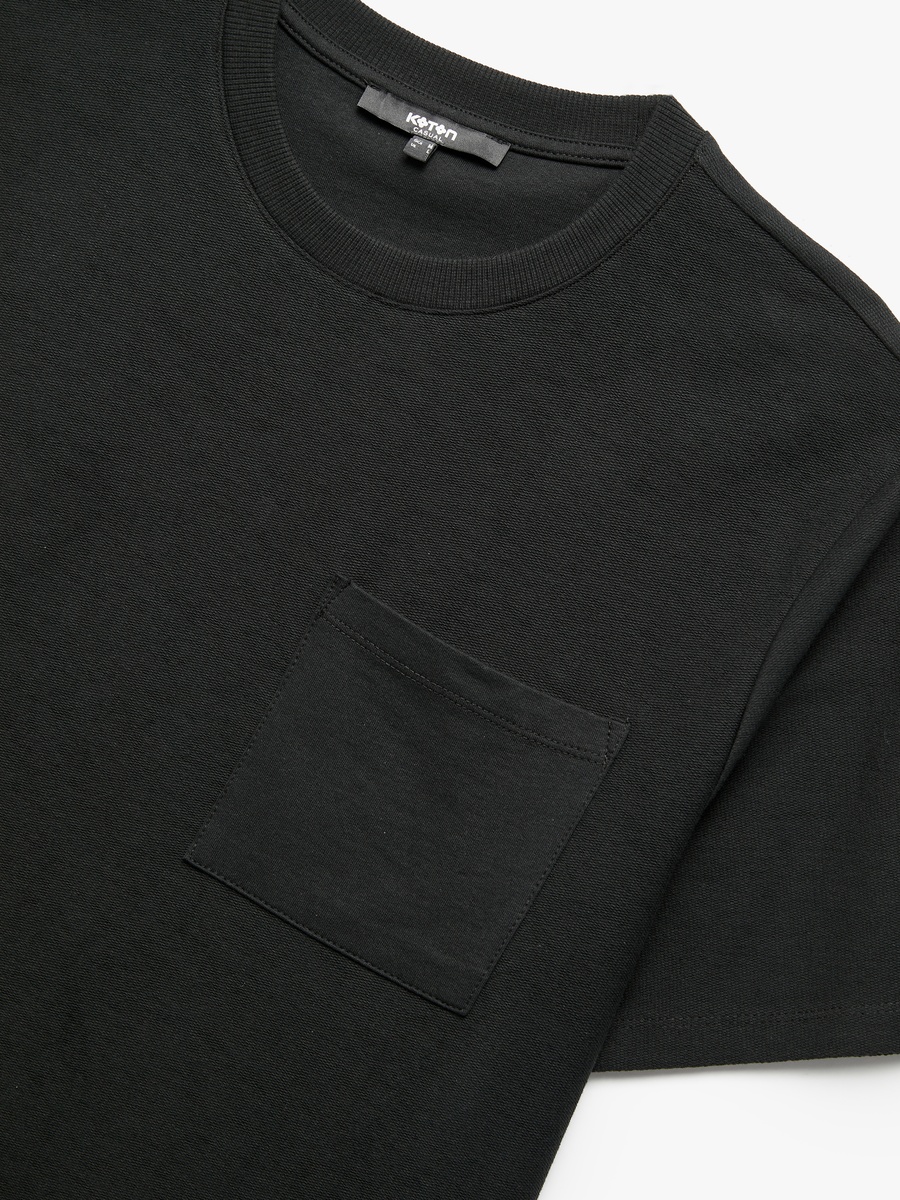 Solid Short Sleeves T-Shirt with Pocket