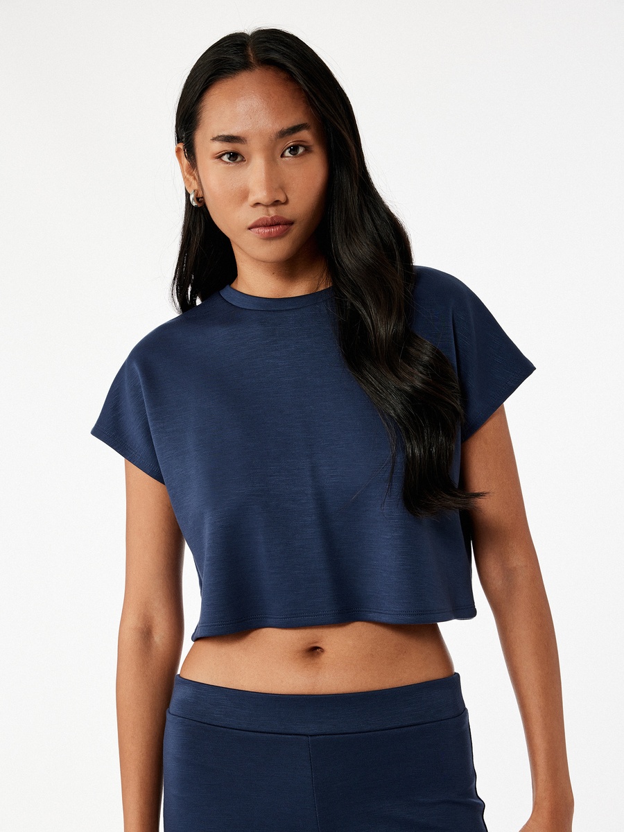 Solid Short Sleeves Crop T-Shirt