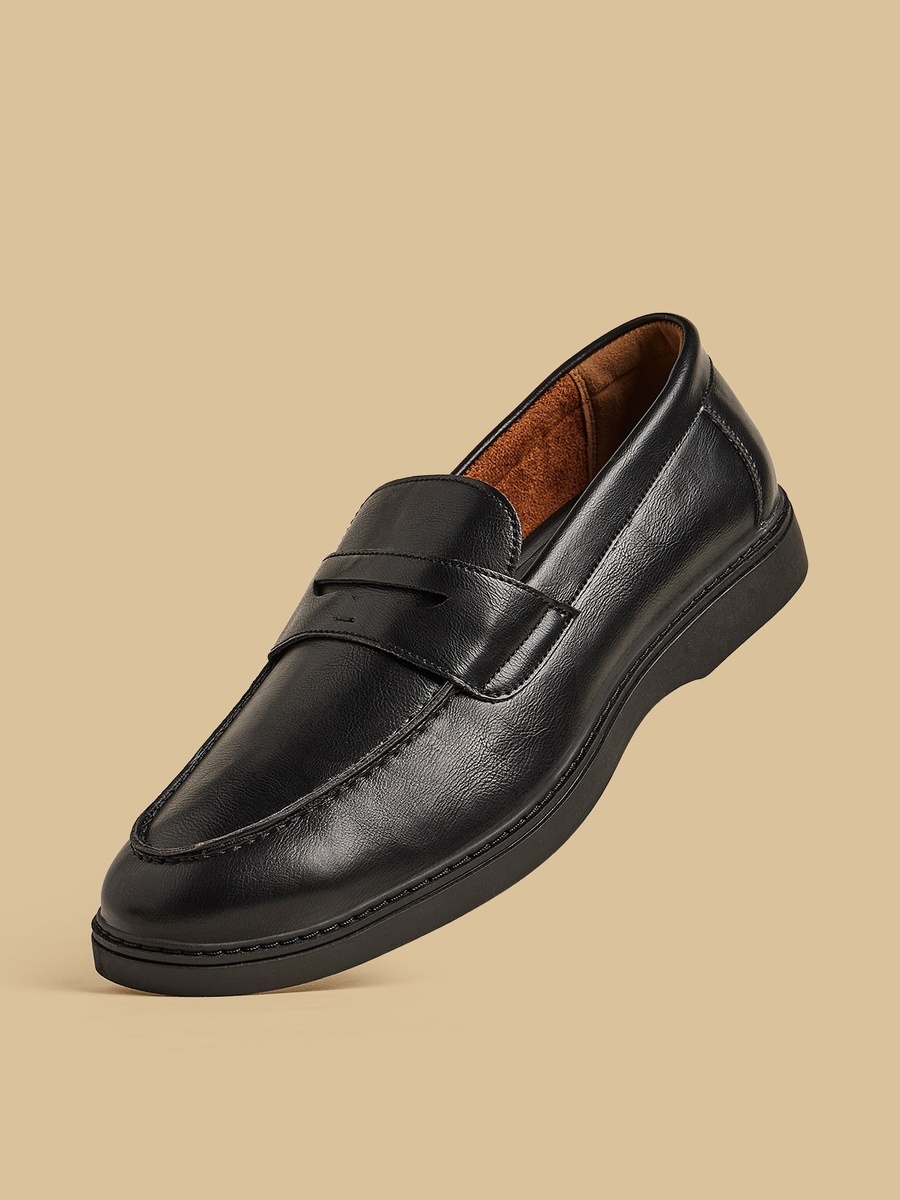 Cutout Detail Slip-On Shoes
