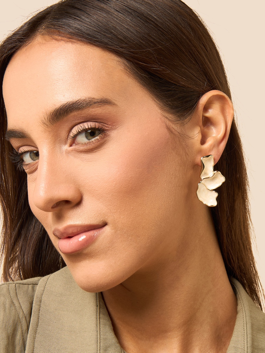 Pack of 2 - Assorted Earrings with Pushback Closure