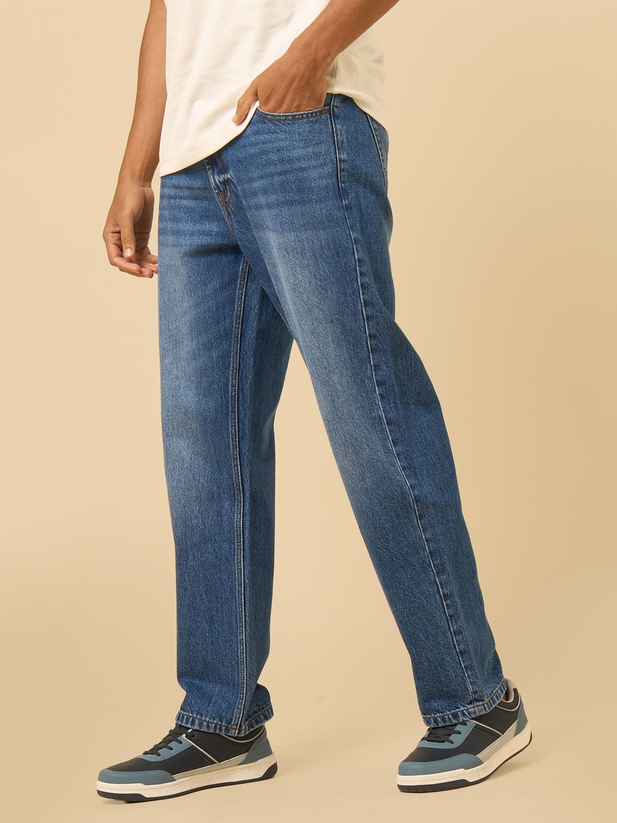Relaxed Fit Jeans