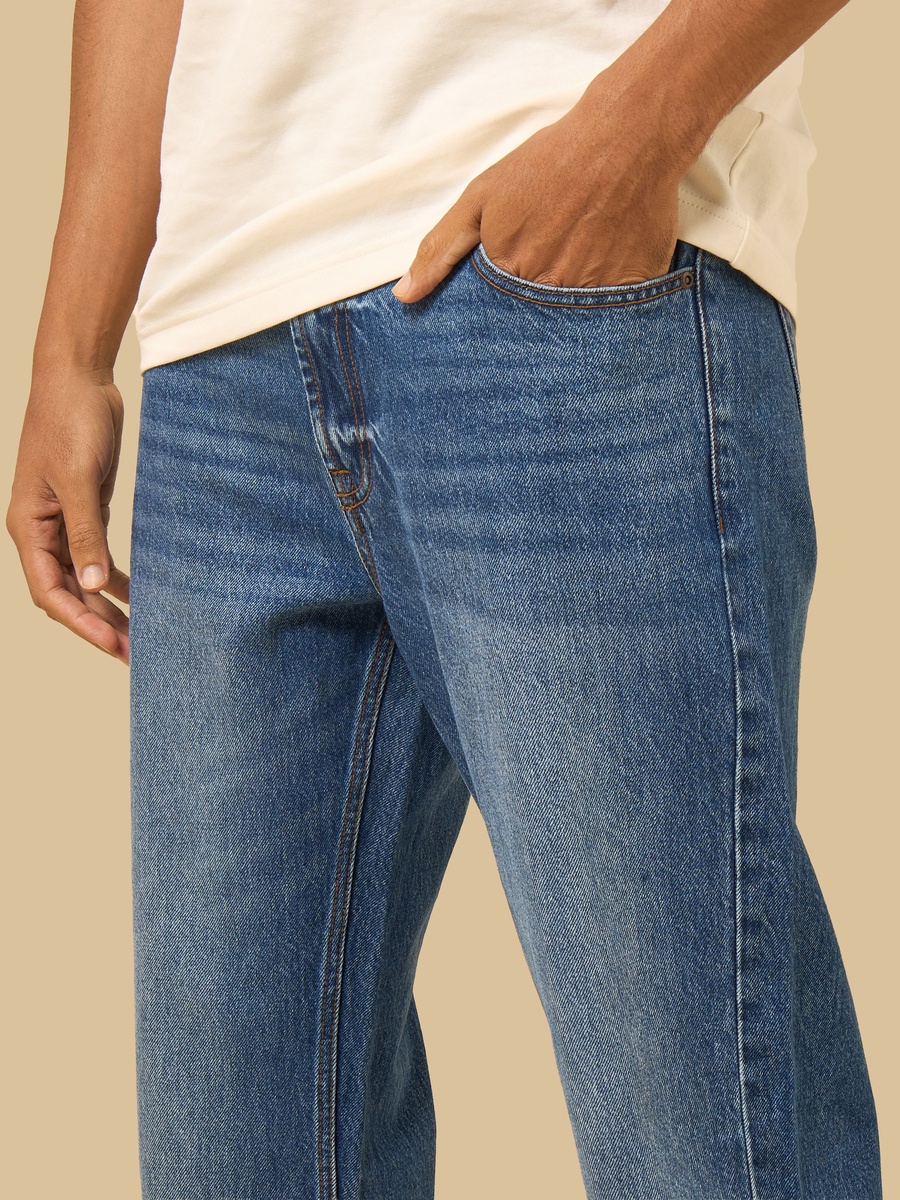 Relaxed Fit Jeans