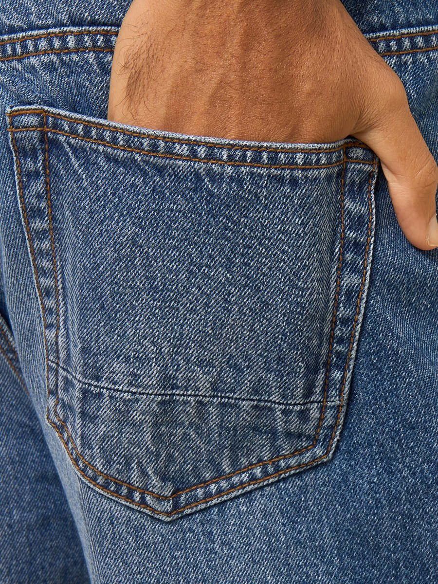 Relaxed Fit Jeans