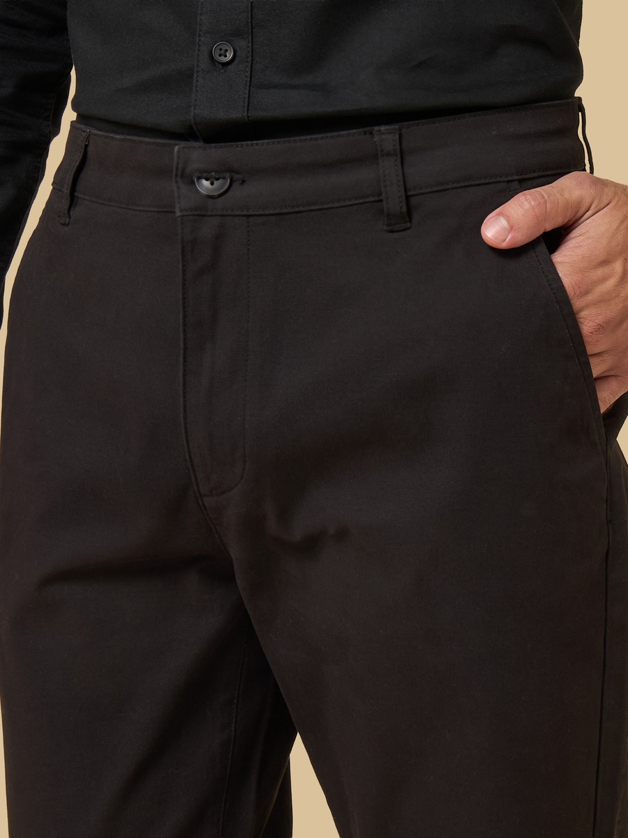 Slim Fit Linen Chinos