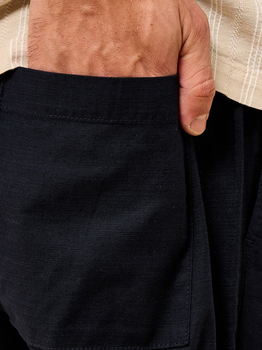 Mid-Rise Relaxed Fit Pants