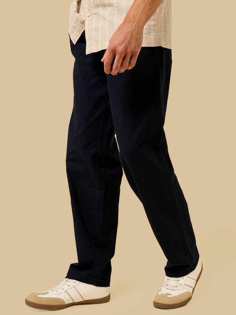 Mid-Rise Relaxed Fit Pants