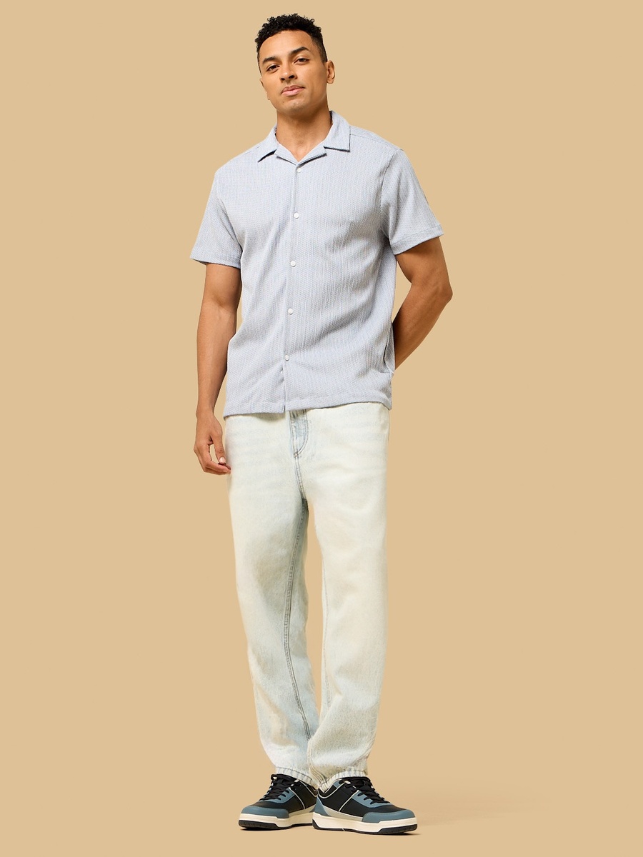 Relaxed Fit Textured Resort Shirt