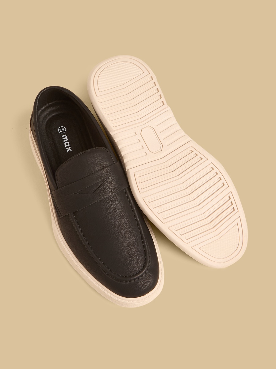 Plain Slip-On Sneakers