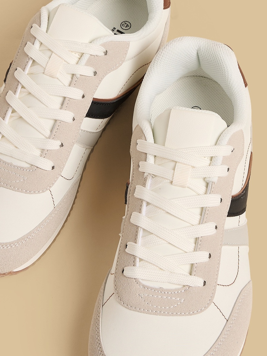Panelled Lace-Up Sports Shoes