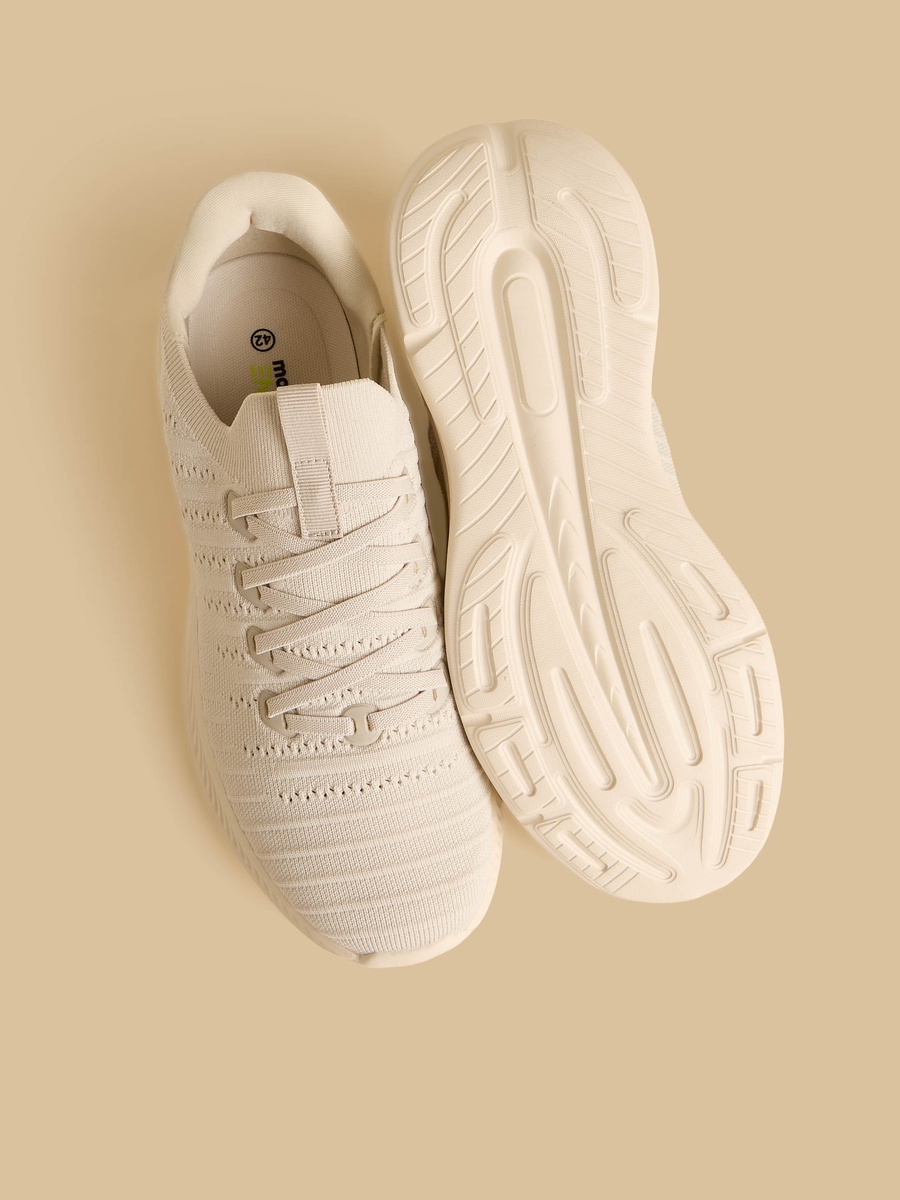 Textured Slip-On Sports Shoes