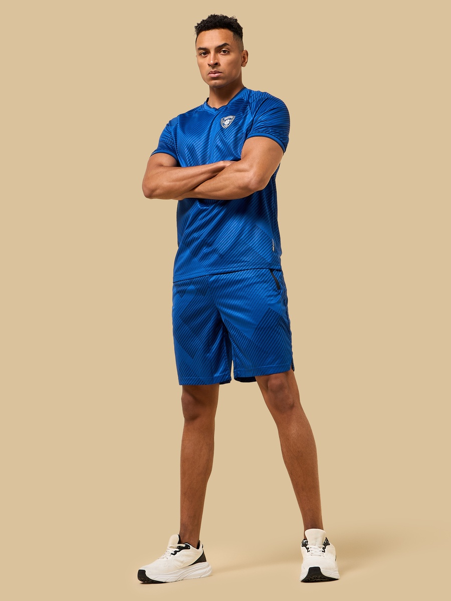 Brave Blues Print V Neck T-Shirt