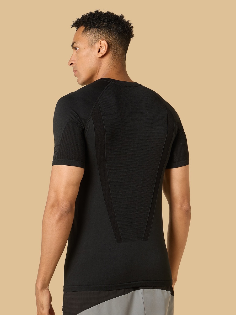 Seamless Body Fit T-Shirt