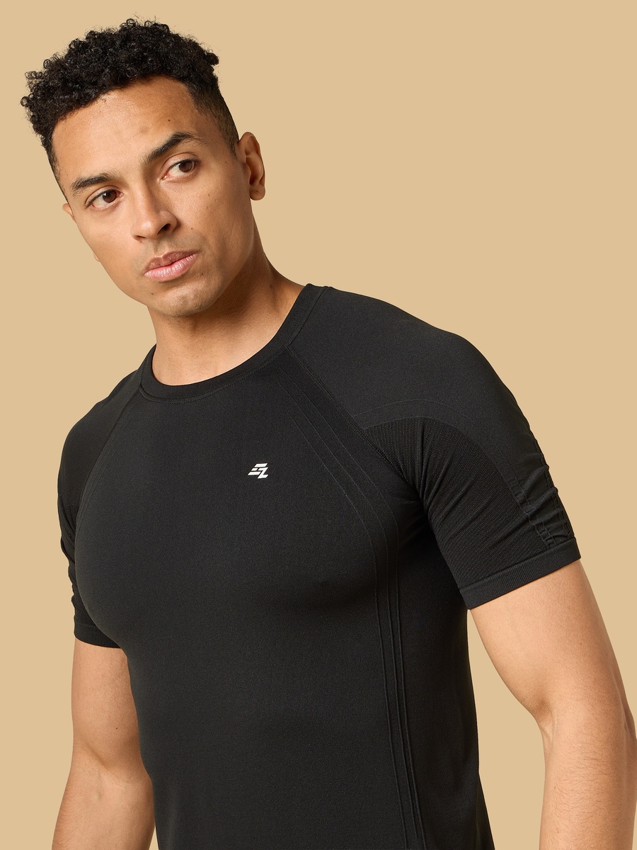 Seamless Body Fit T-Shirt