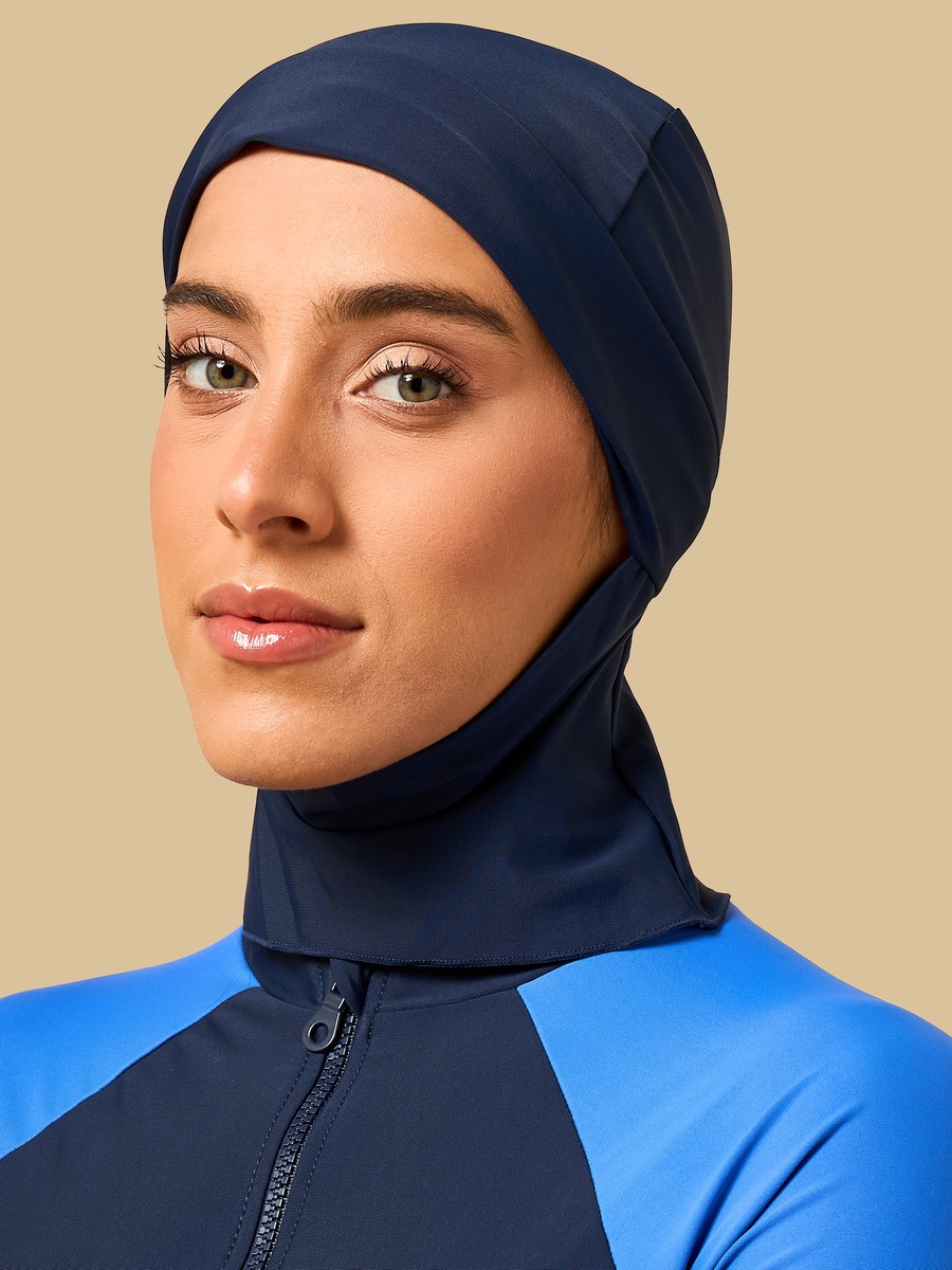 بوركيني بطول 3/4 وتصميم قوالب ملونة