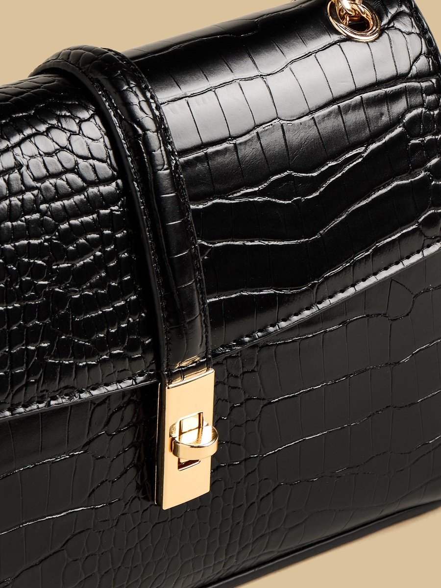 Textured Crossbody Bag with Chain Strap
