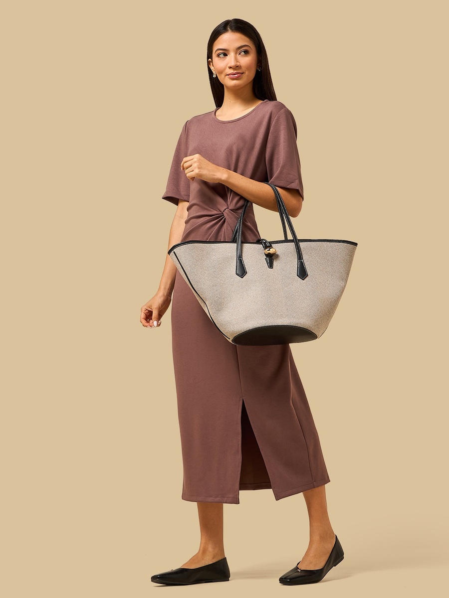 Knot Design Dress with Slit