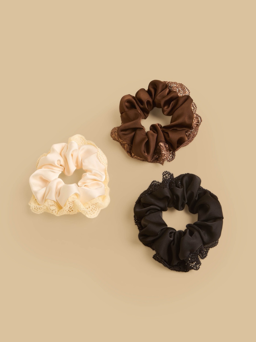 Pack of 3 - Lace Trim Scrunchie