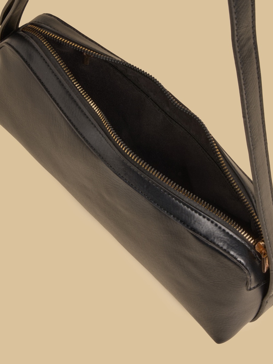 Shoulder Bag with Zip Closure