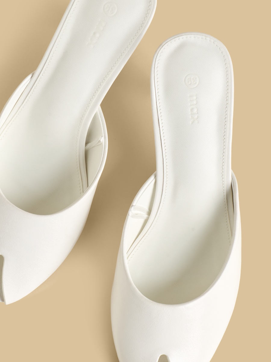 Cutout Detail Heeled Sandals