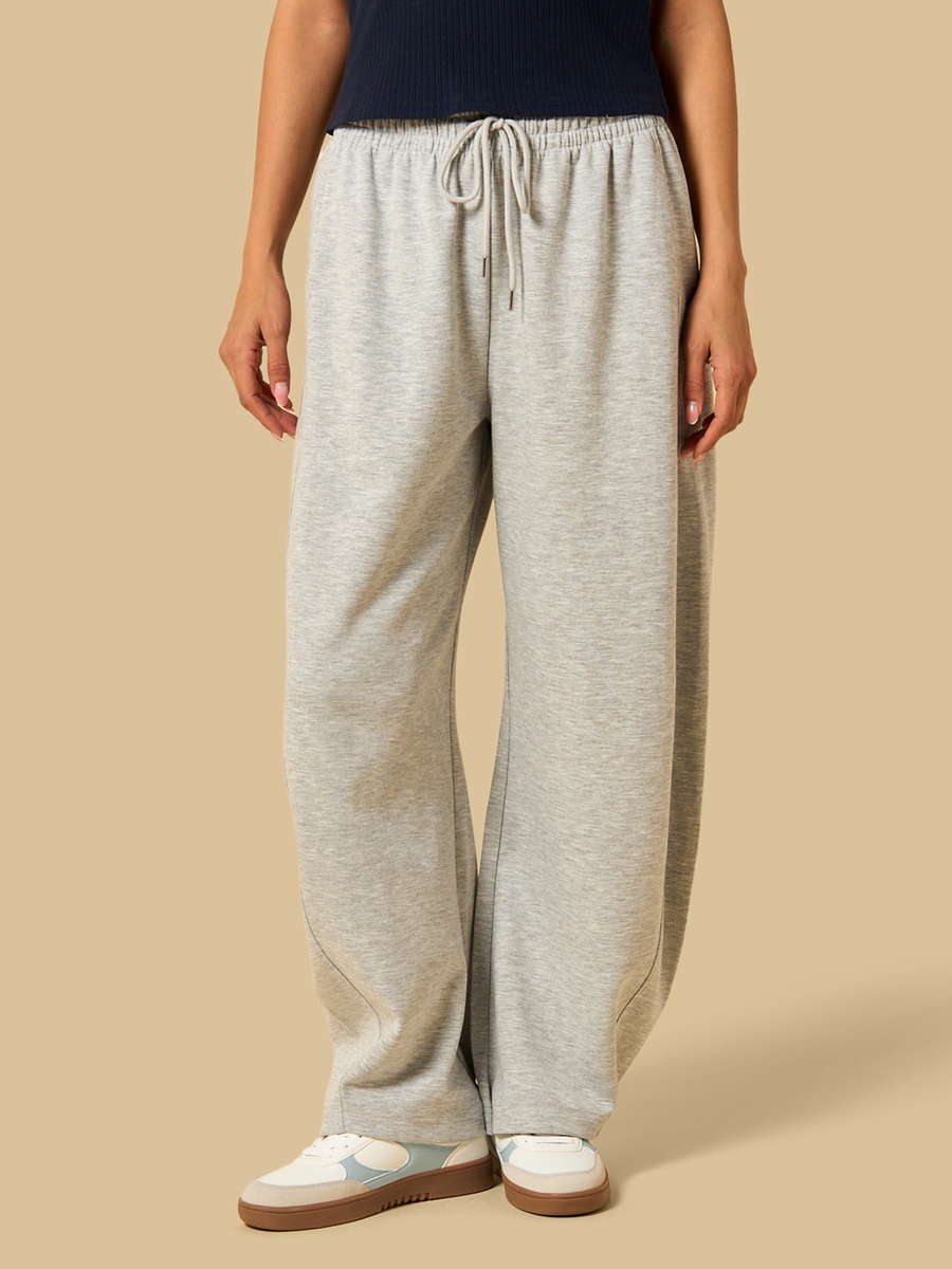 Barrel Fit Joggers