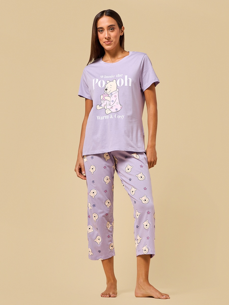 Winnie the Pooh Print Cotton Pyjama Set
