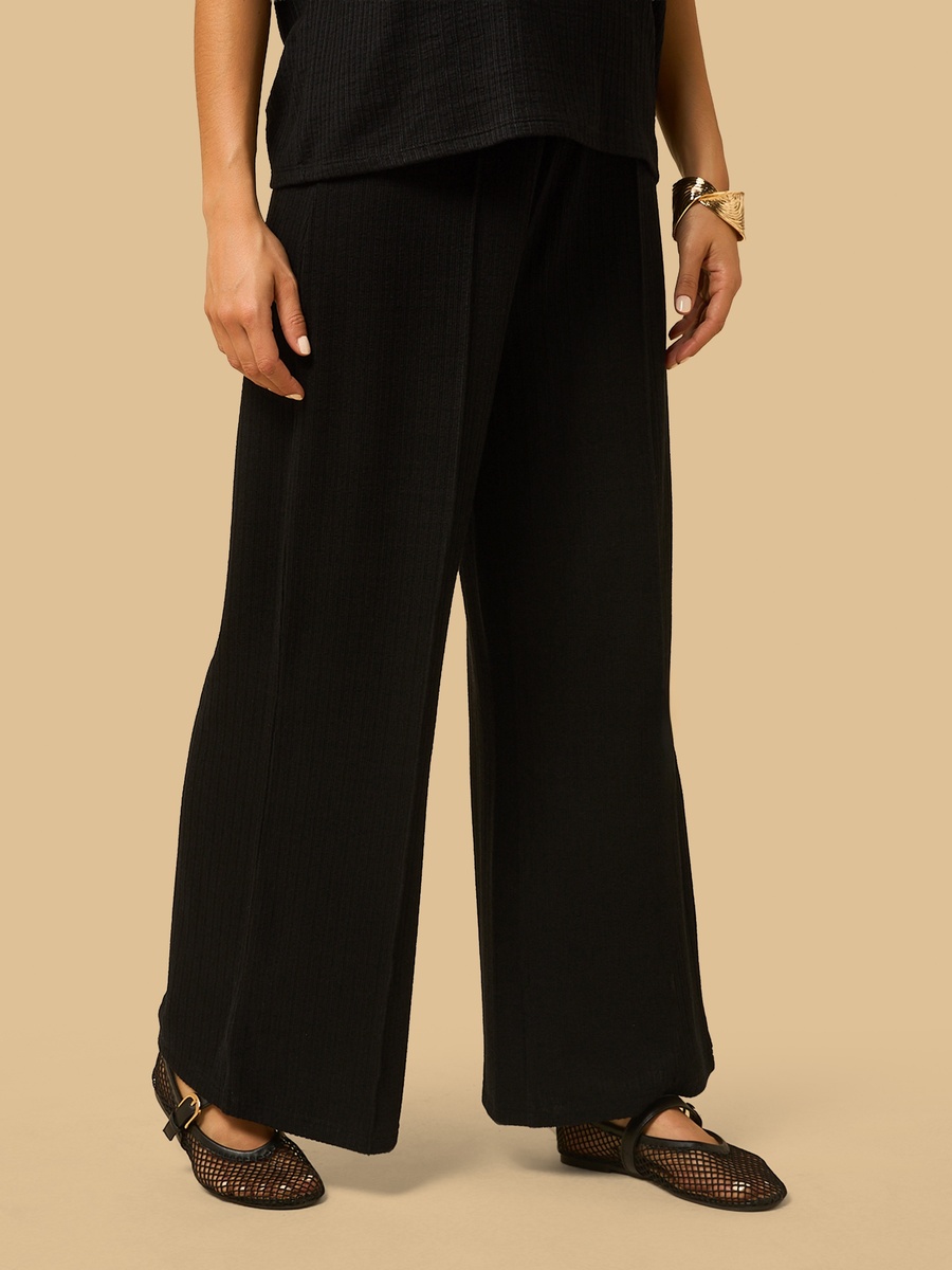 Textured Wide Leg Pants