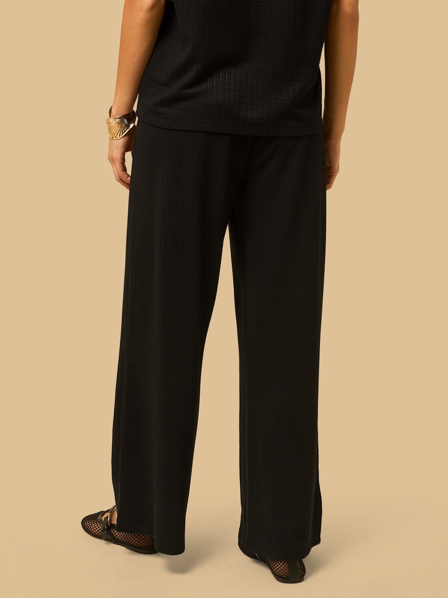 Textured Wide Leg Pants