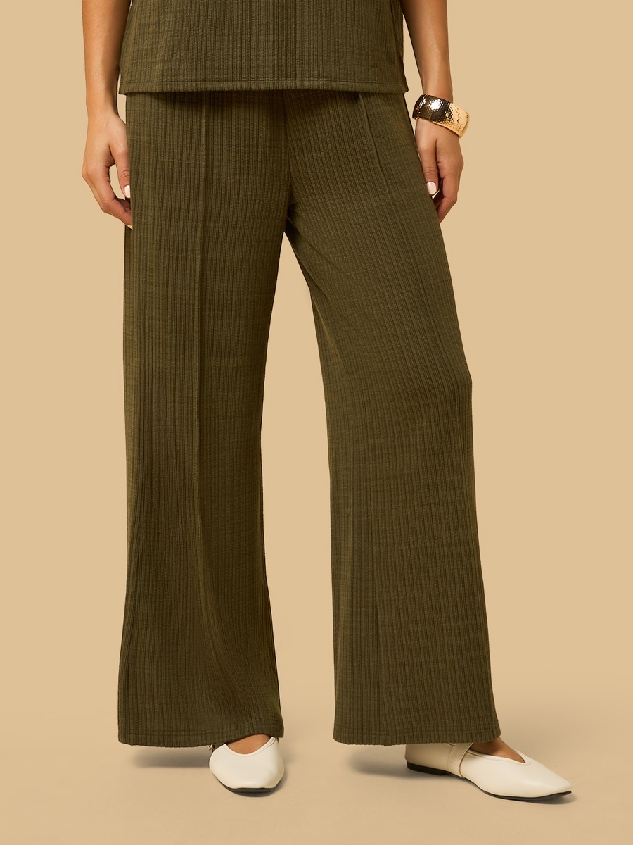 Textured Wide Leg Pants
